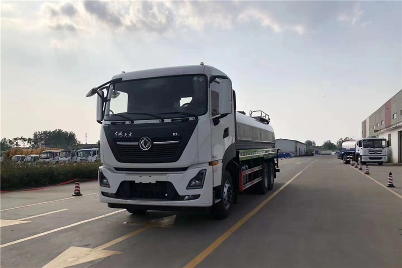 東風(fēng)天龍后八輪20噸噴霧車，國(guó)六綠化噴灑車