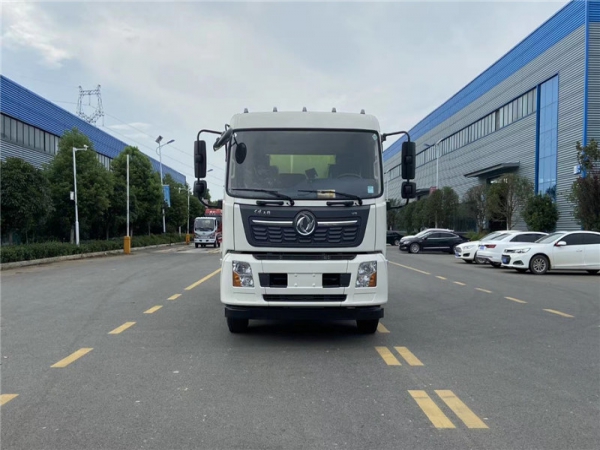 國六東風天錦掃路車（12立方）